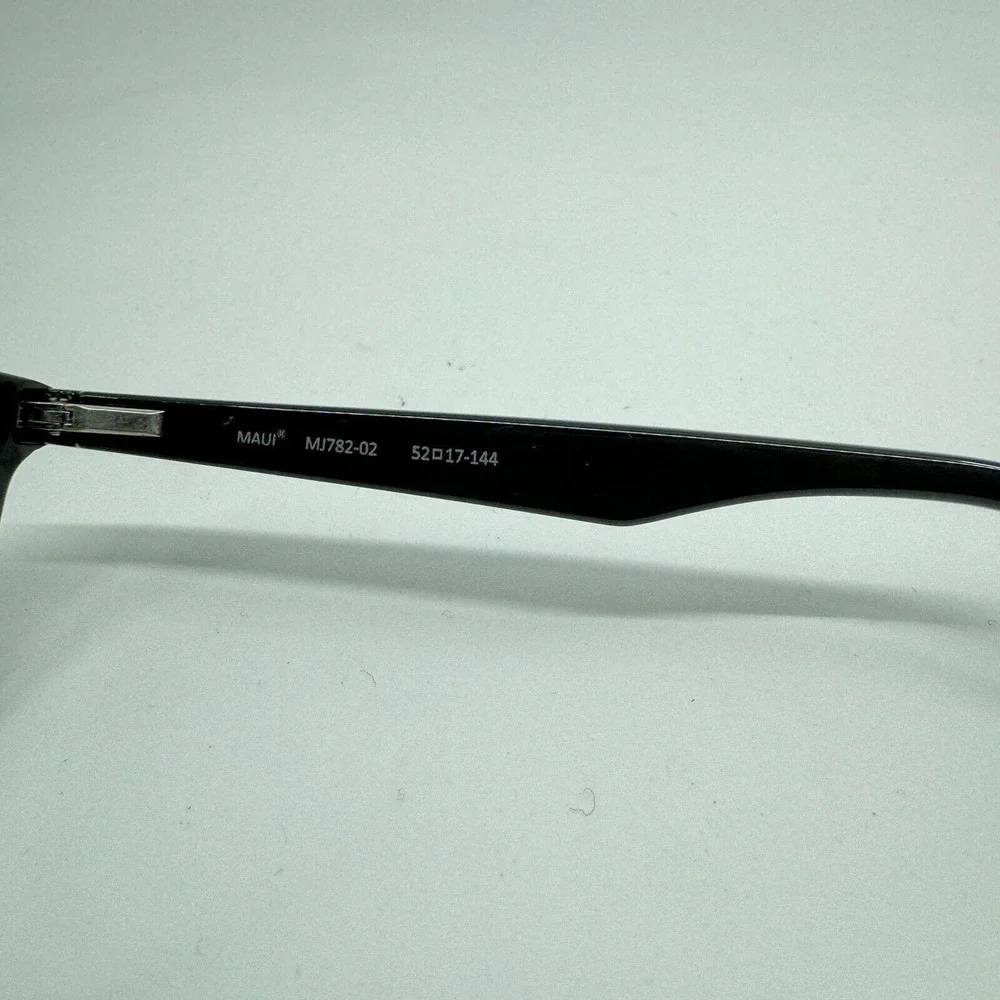 Maui‎ Jim Sunglasses Frames MJ782-02 52-17-144 CATHEDRALS Black H10435